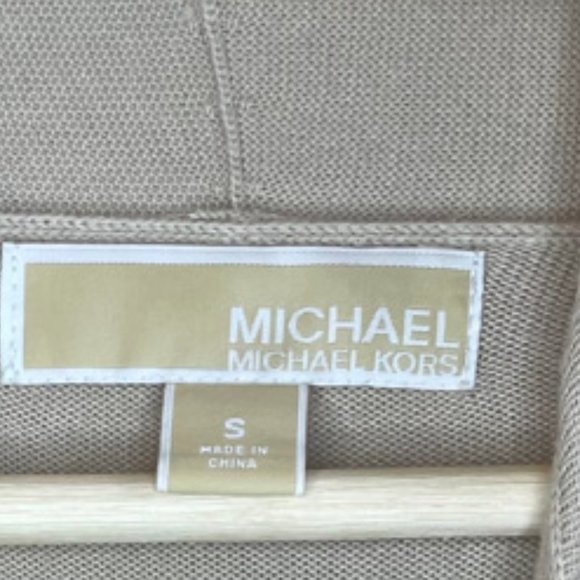 Micheal Kors sleeveless sweater - Picture 2 of 2